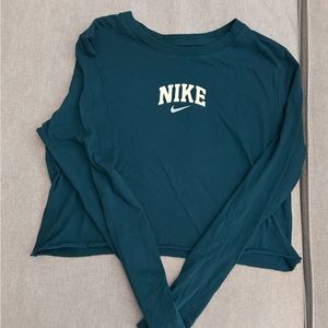 Nike cropped long sleeve